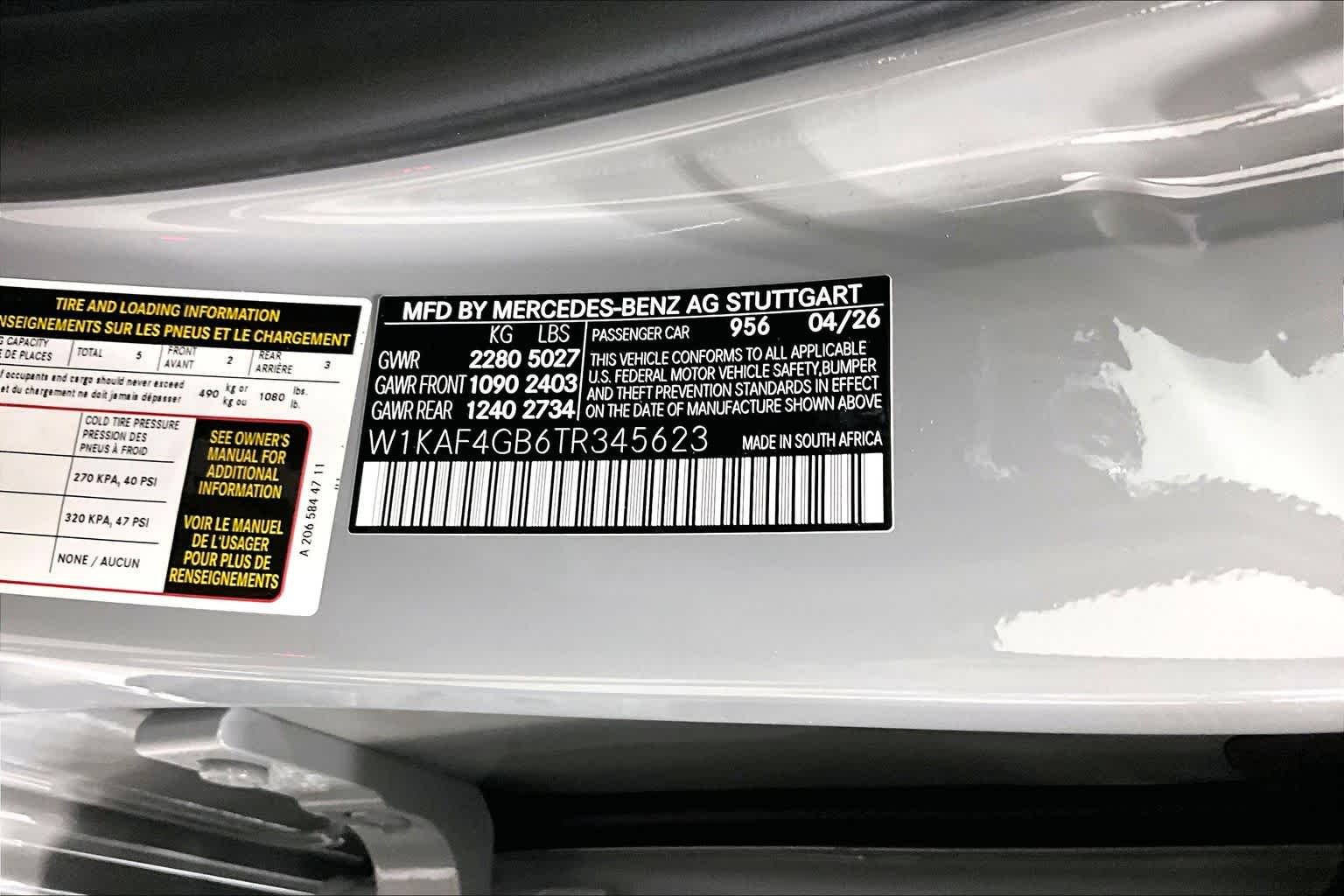 New 2026 MANUFAKTUR Alpine Grey Mercedes-Benz C 300 image 21