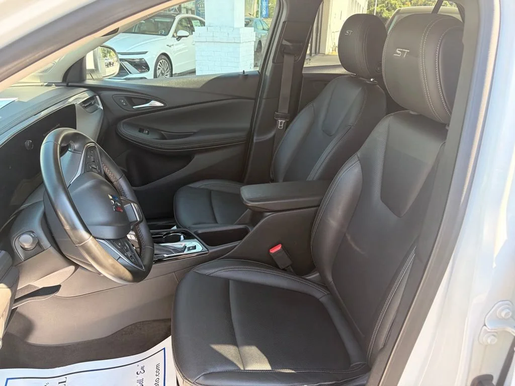 Used 2024 Summit White Buick Sport Touring image 13