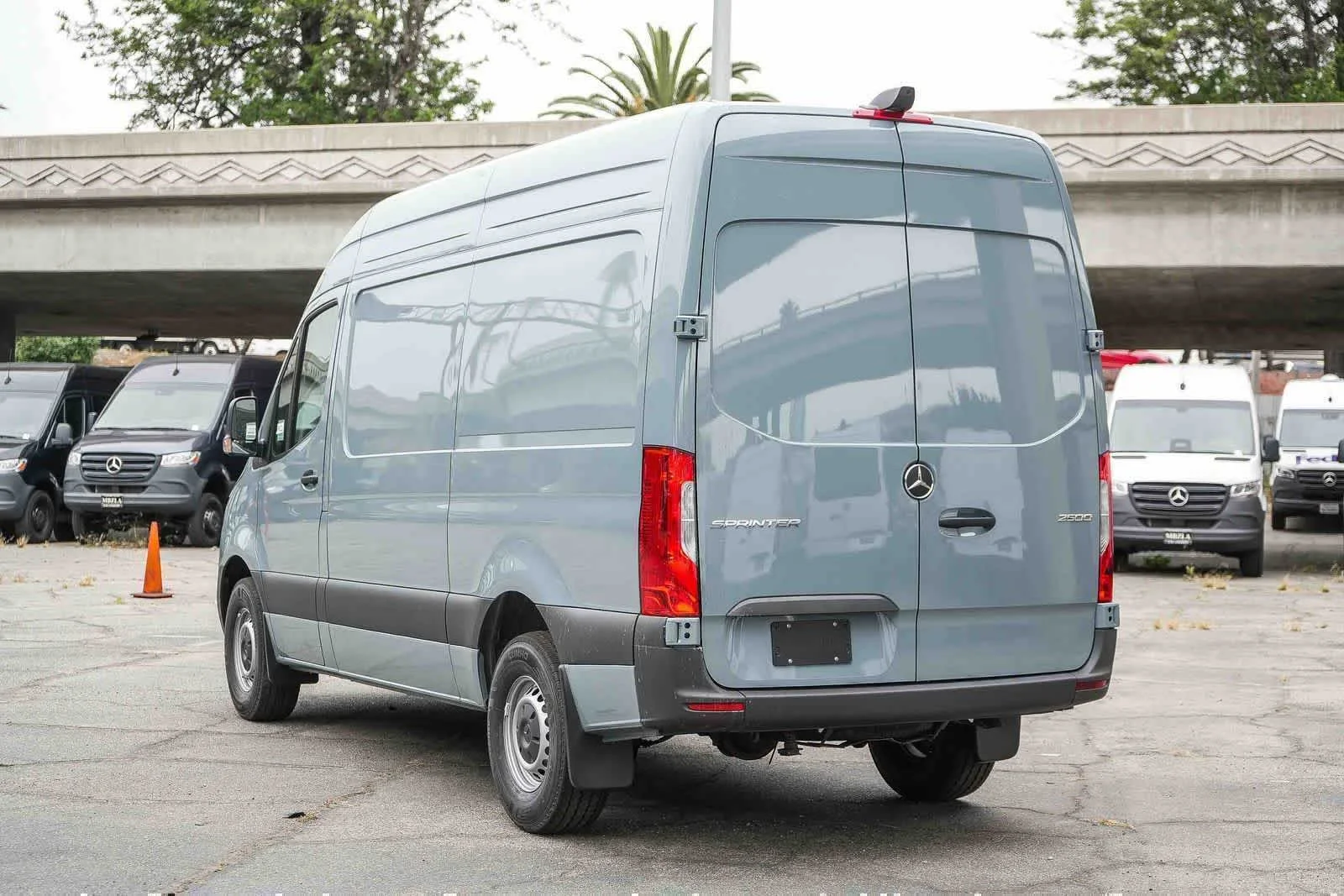 New 2026 Blue Gray Mercedes-Benz Cargo 144WB High Roof RWD 2.0L I4 Diesel Turbo SO image 8