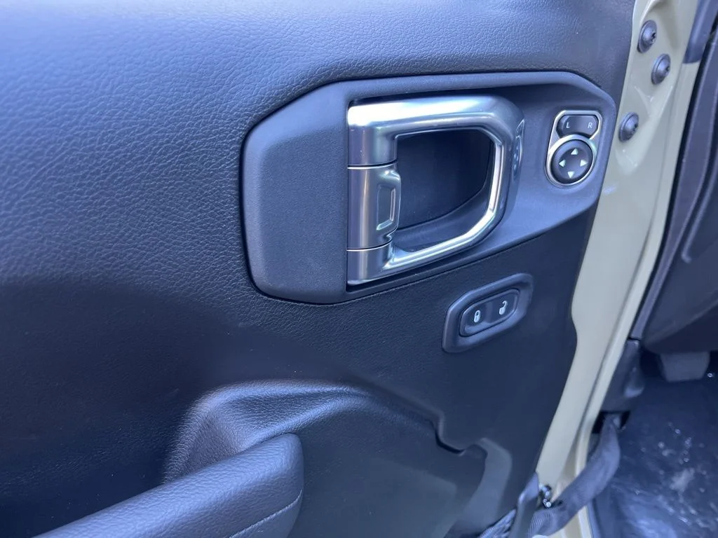 2026 Jeep Wrangler 2-Door Rubicon - Photo 29