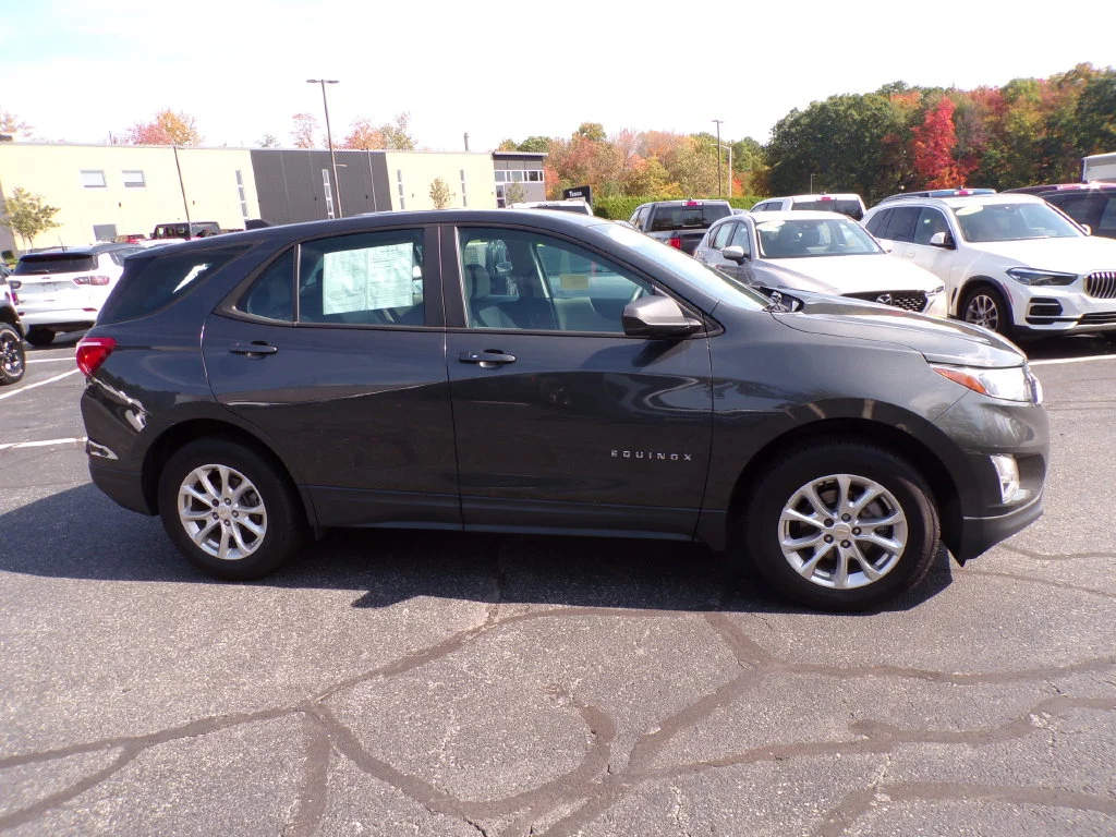 Used 2021 Gray Chevrolet LS image 4