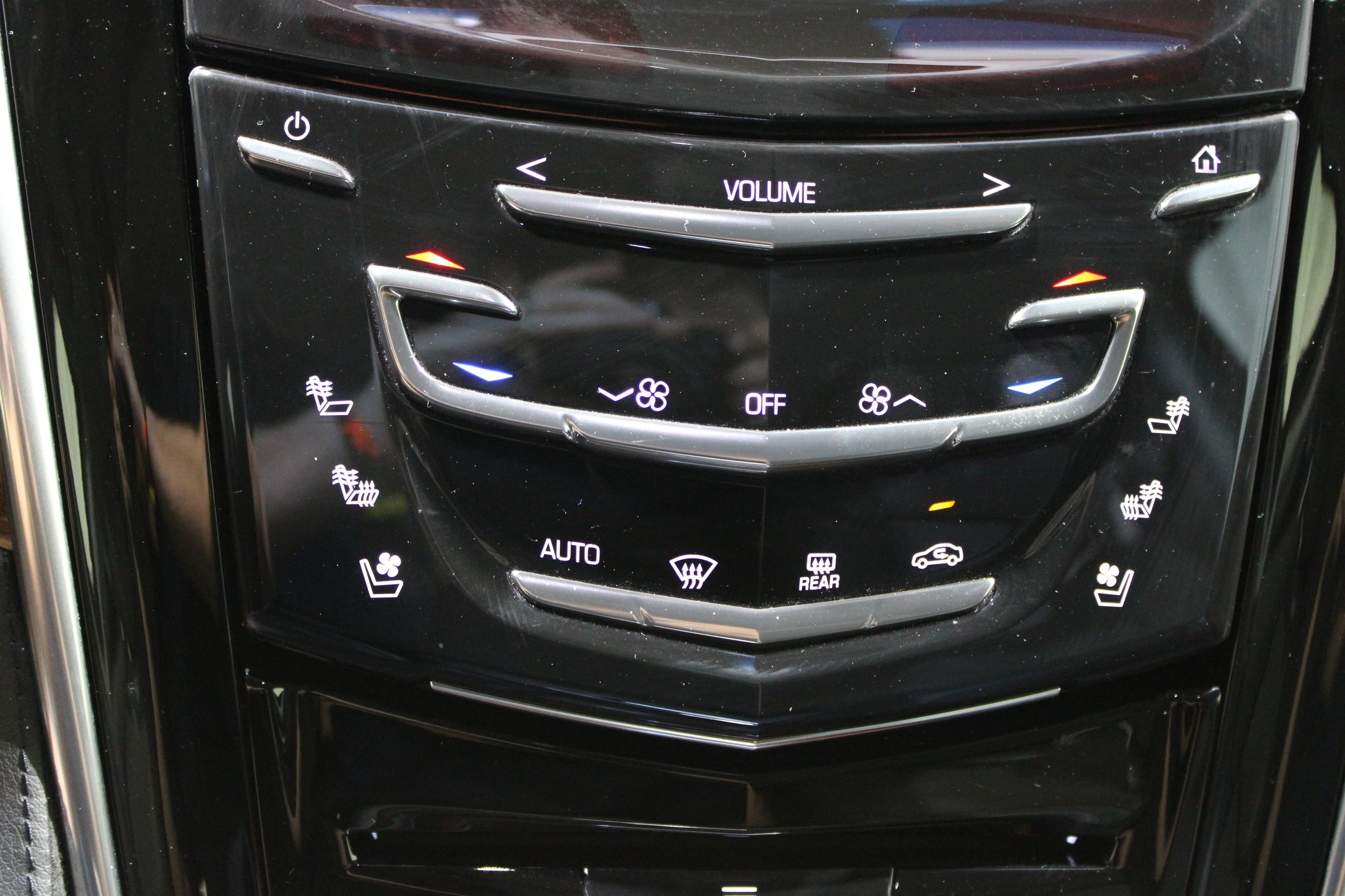 2019 Cadillac Escalade Luxury - Photo 22