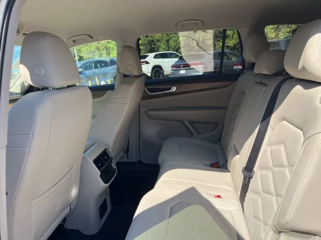 2026 Volkswagen Atlas SE - Photo 12