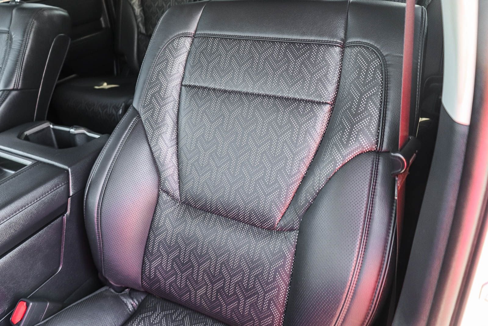 Used 2023 Celestial Silver Metallic Toyota Limited image 31