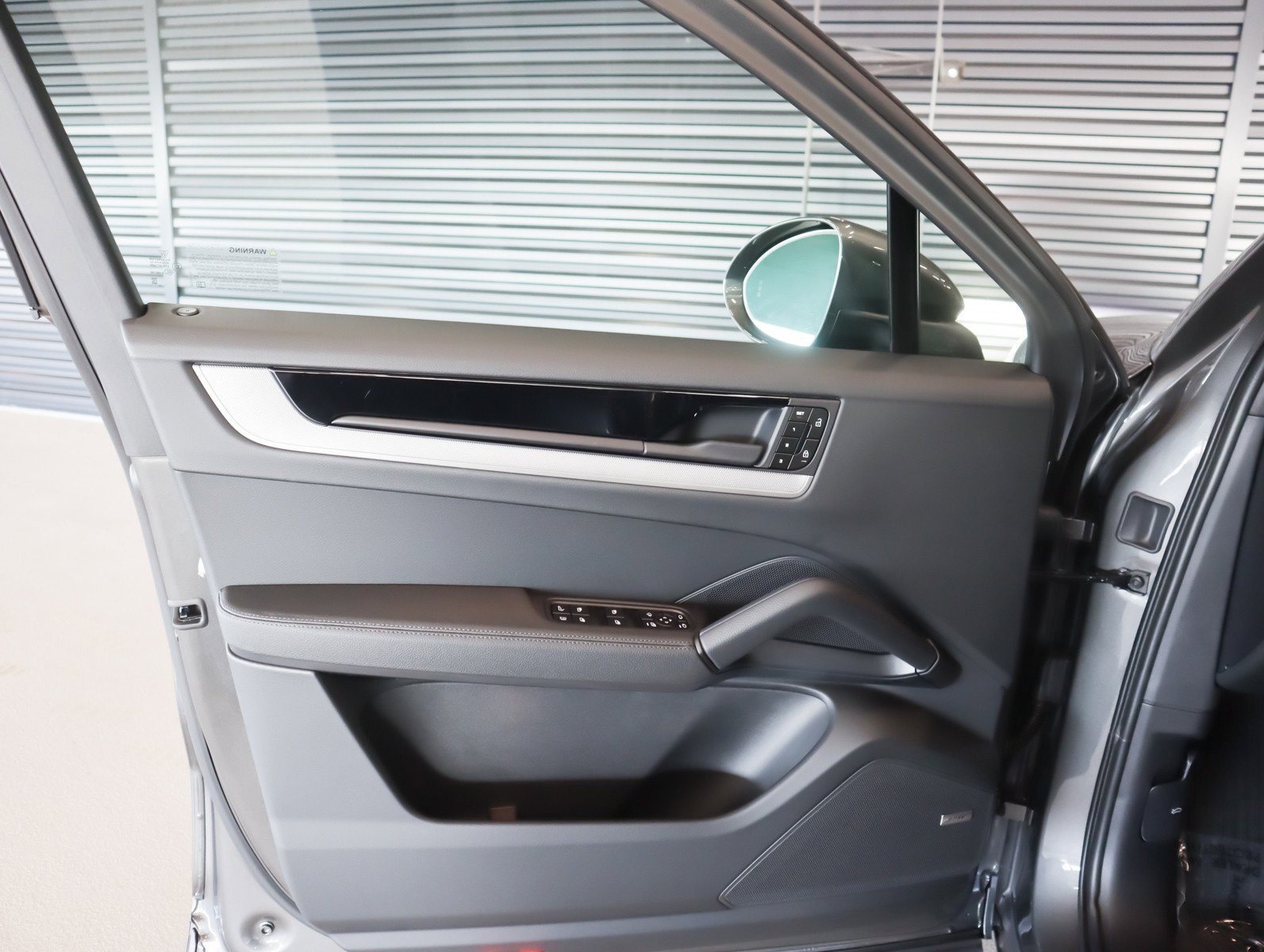 2026 Porsche Cayenne Coup E-Hybrid - Photo 24