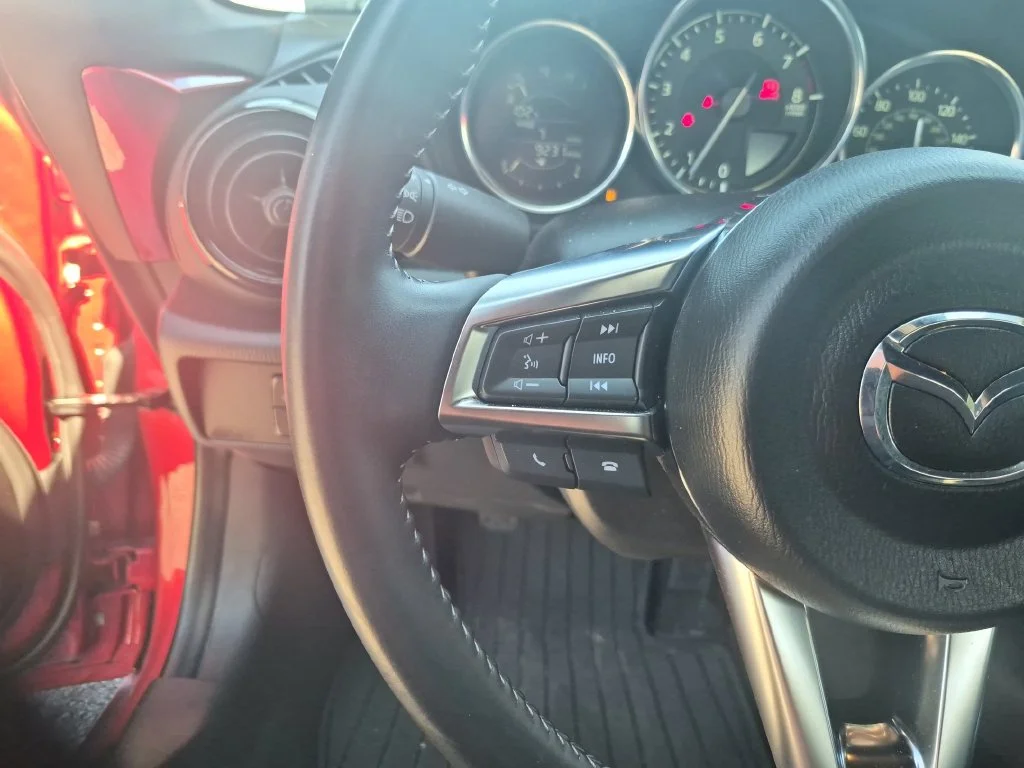 Used 2023 Red Mazda Club image 17