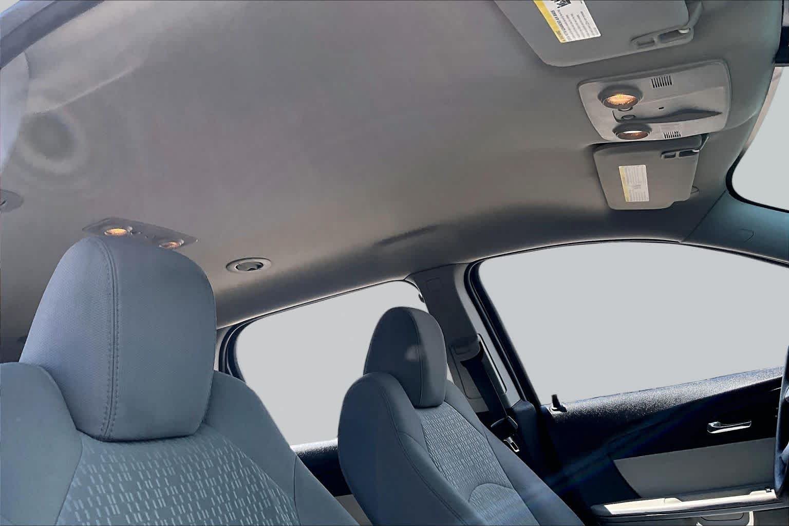Used 2012 Quicksilver Metallic GMC SL image 13