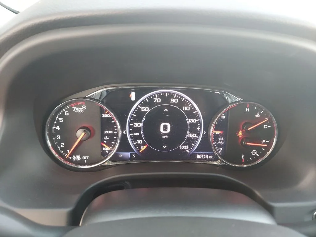 Used 2023 Silver GMC AT4 image 14
