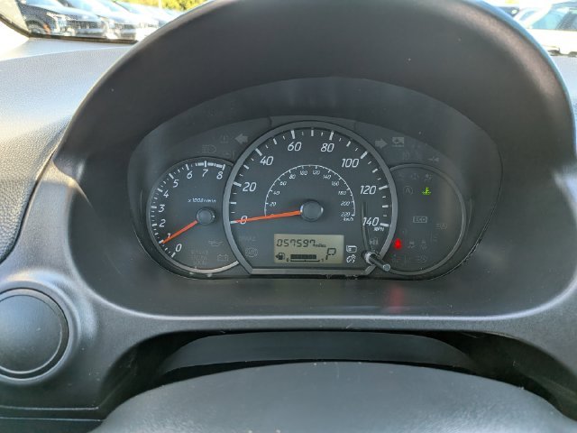 Used 2022  Mitsubishi ES image 14