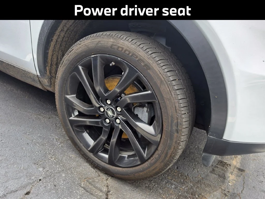 Used 2017 White Land Rover HSE image 6