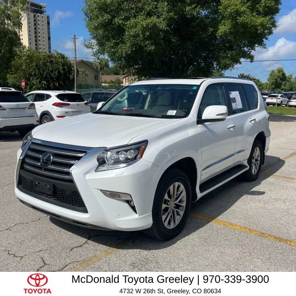 Used 2019  Lexus 460 Luxury image 1