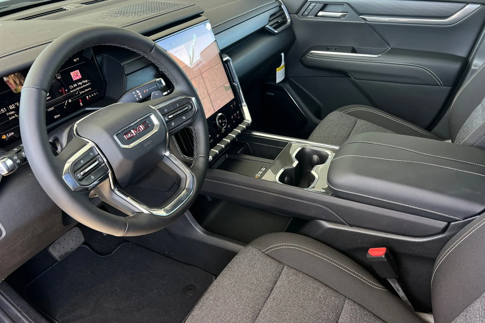 2026 GMC Acadia Elevation - Photo 8