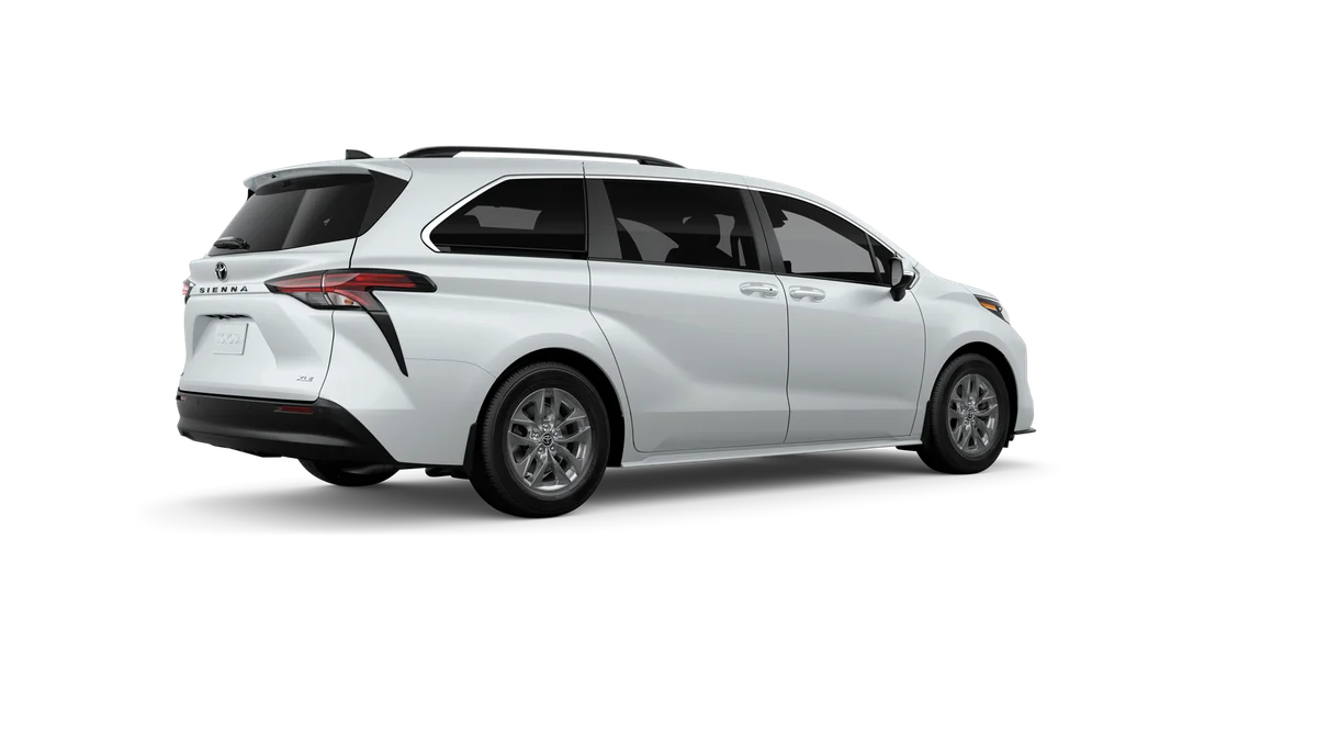 New 2026 Wind Chill Pearl Toyota XLE image 10