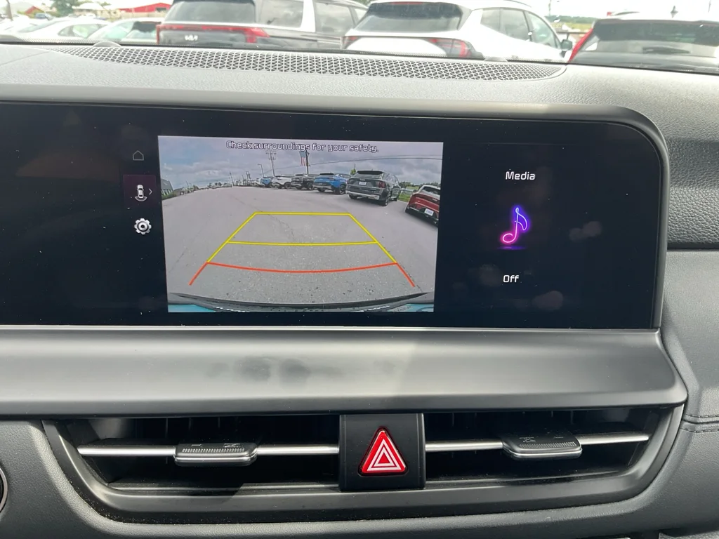 Certified Used 2024 Steel Gray Kia SX image 21