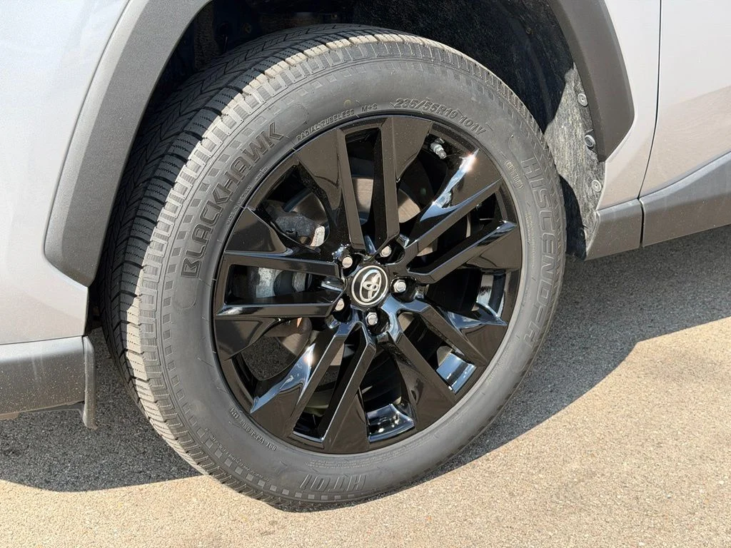 Used 2019 Silver Toyota Limited image 27