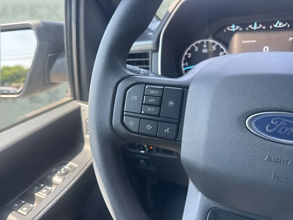 Used 2023 Blue Ford XL image 13