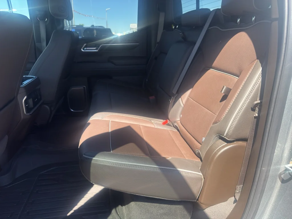 Used 2025 Sterling Metallic GMC Denali image 14