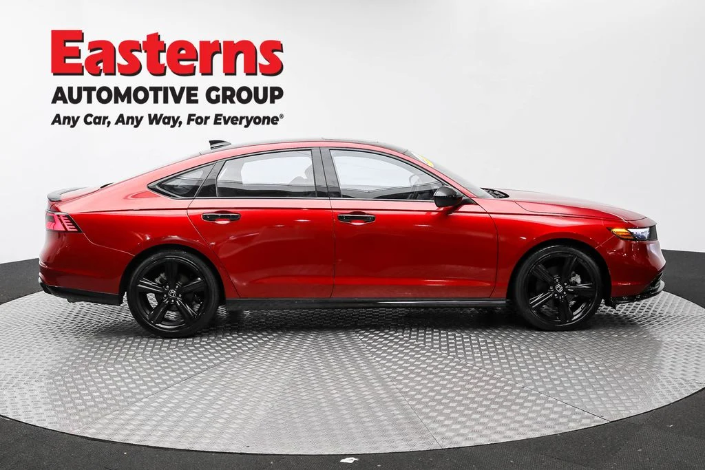Used 2023 Red Honda Sport-L image 4
