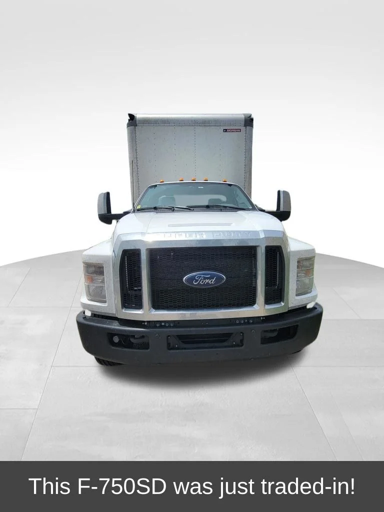 Used 2023 Oxford White Ford Base image 1