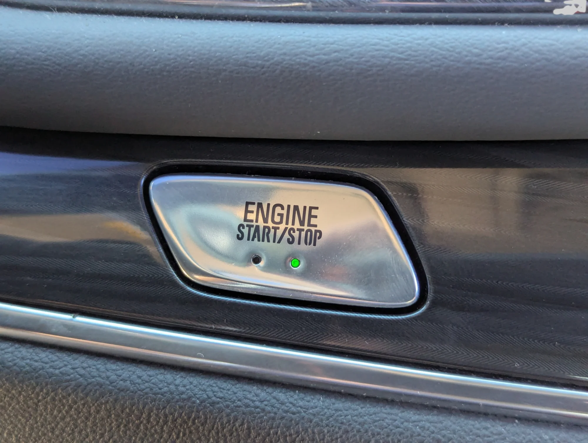 Used 2020 Quicksilver Metallic Buick Premium image 38