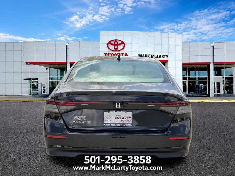 Used 2025 Crystal Black Pearl Honda LX CVT image 4