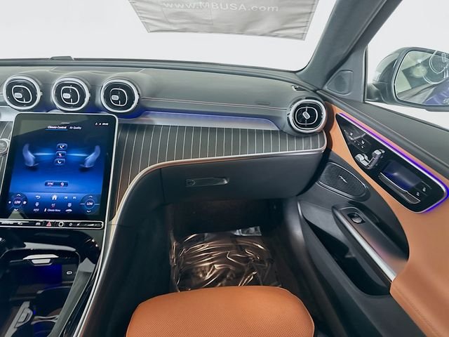 2026 Mercedes-Benz C-Class Sedan AMG C43 - Photo 23