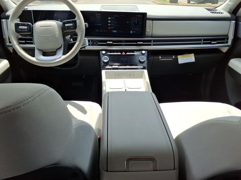 New 2026 White Hyundai SE image 12