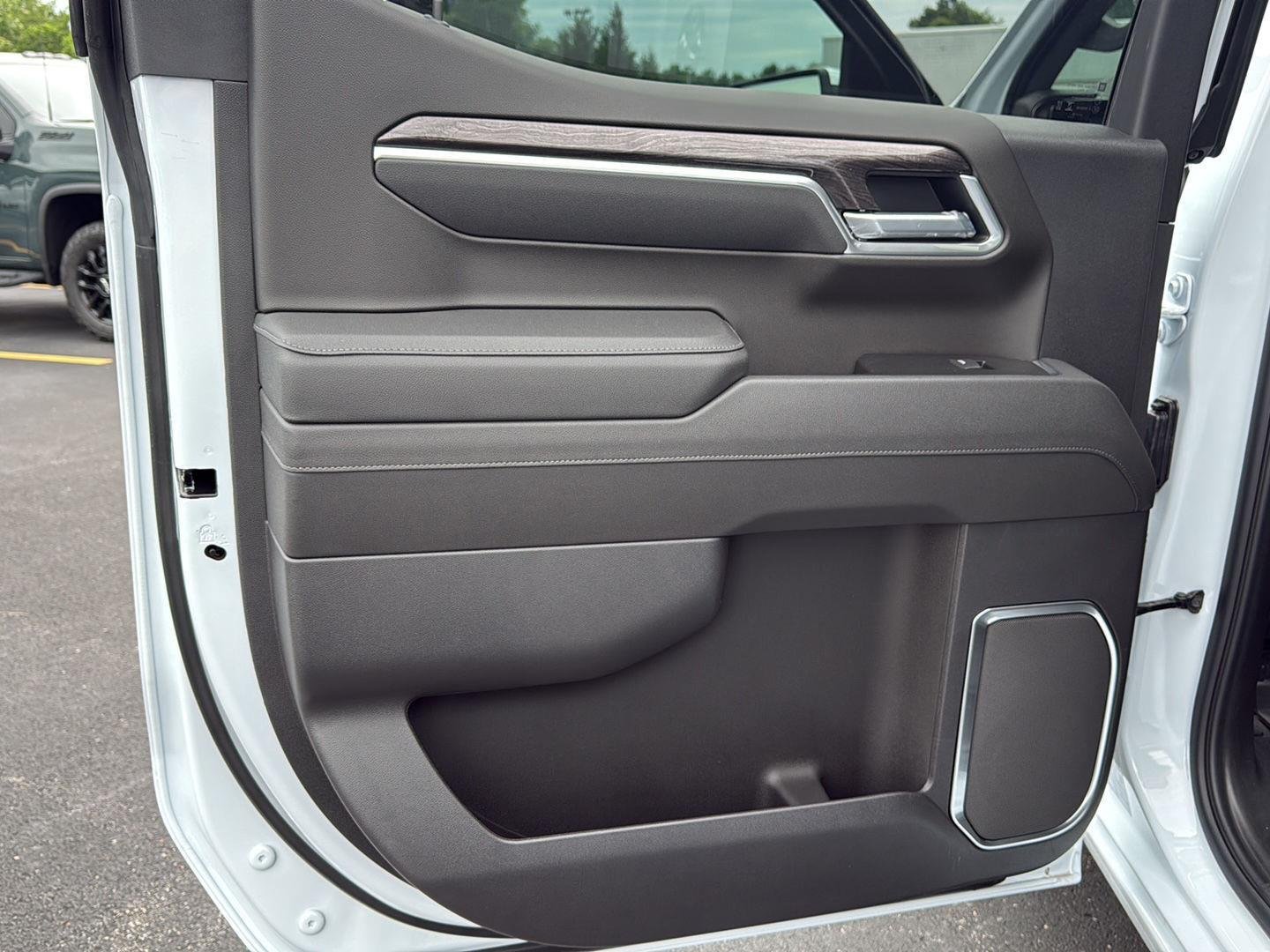 2026 Chevrolet Silverado 1500 LTZ - Photo 22