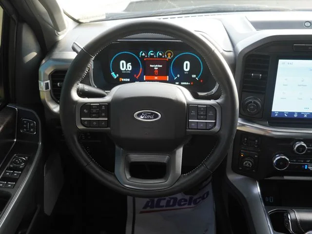 Used 2022 Gray Ford Lariat image 16