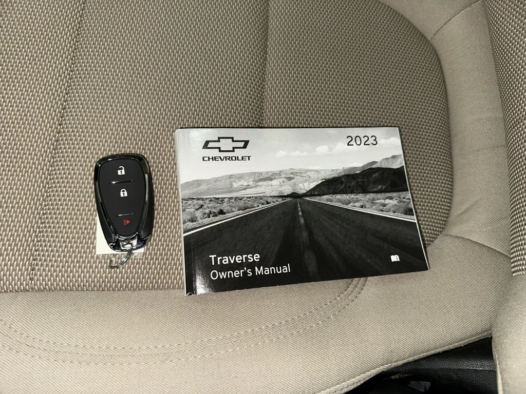 Used 2023 Summit White Chevrolet LS image 4