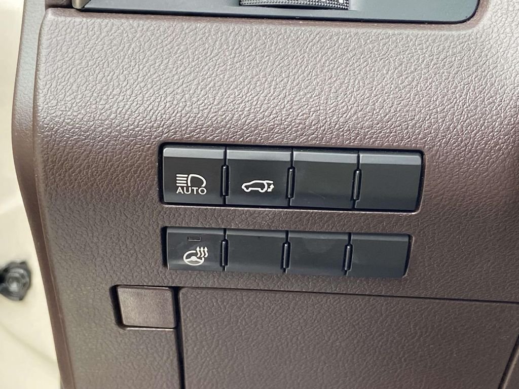 Used 2019 Beige Lexus 350 image 31