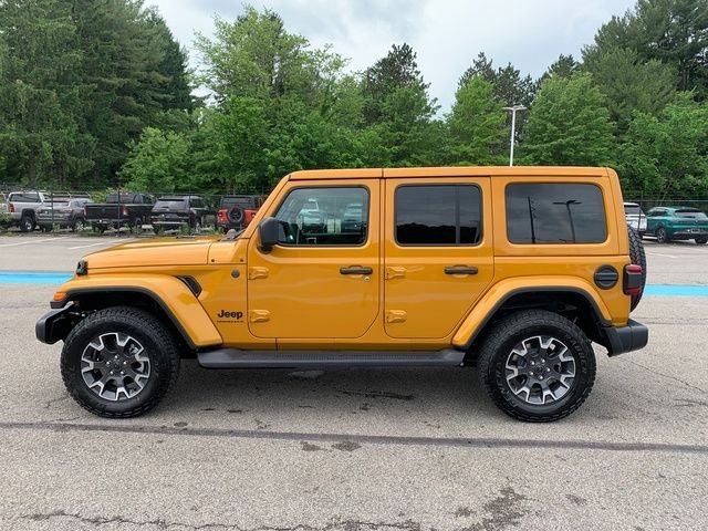 New 2026 Goldilocks Exterior Paint Jeep Sahara image 2