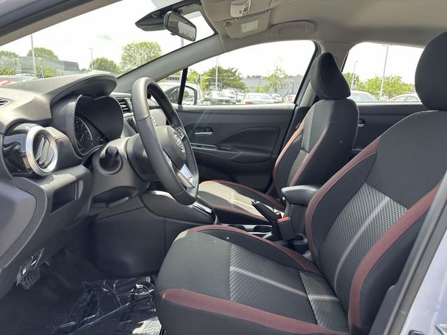 2025 Nissan Versa Sedan SR - Photo 16