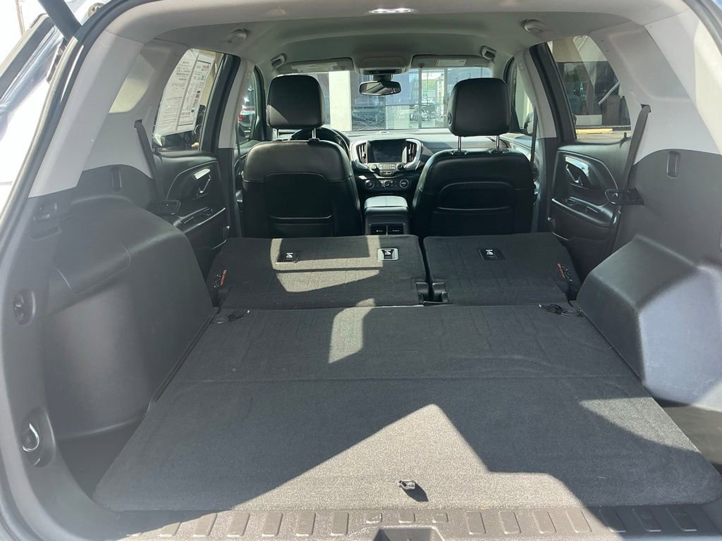 Used 2019 SATIN STEEL METALLIC GMC SLT image 23