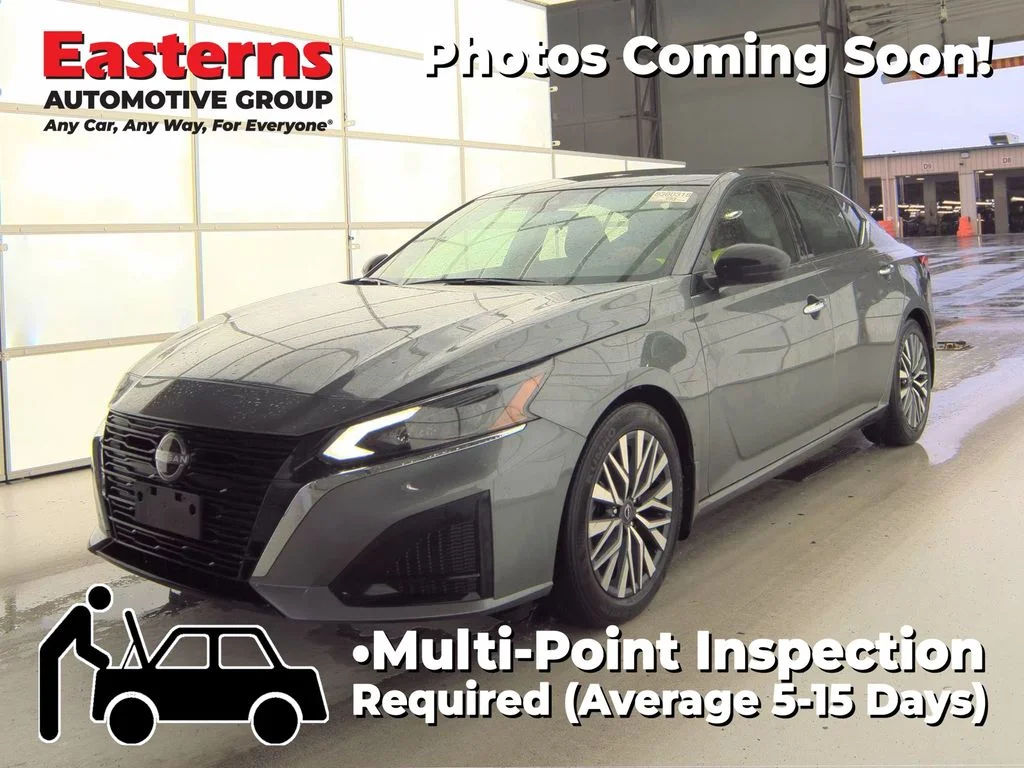Used 2024 Gray Nissan 2.5 SV image 1