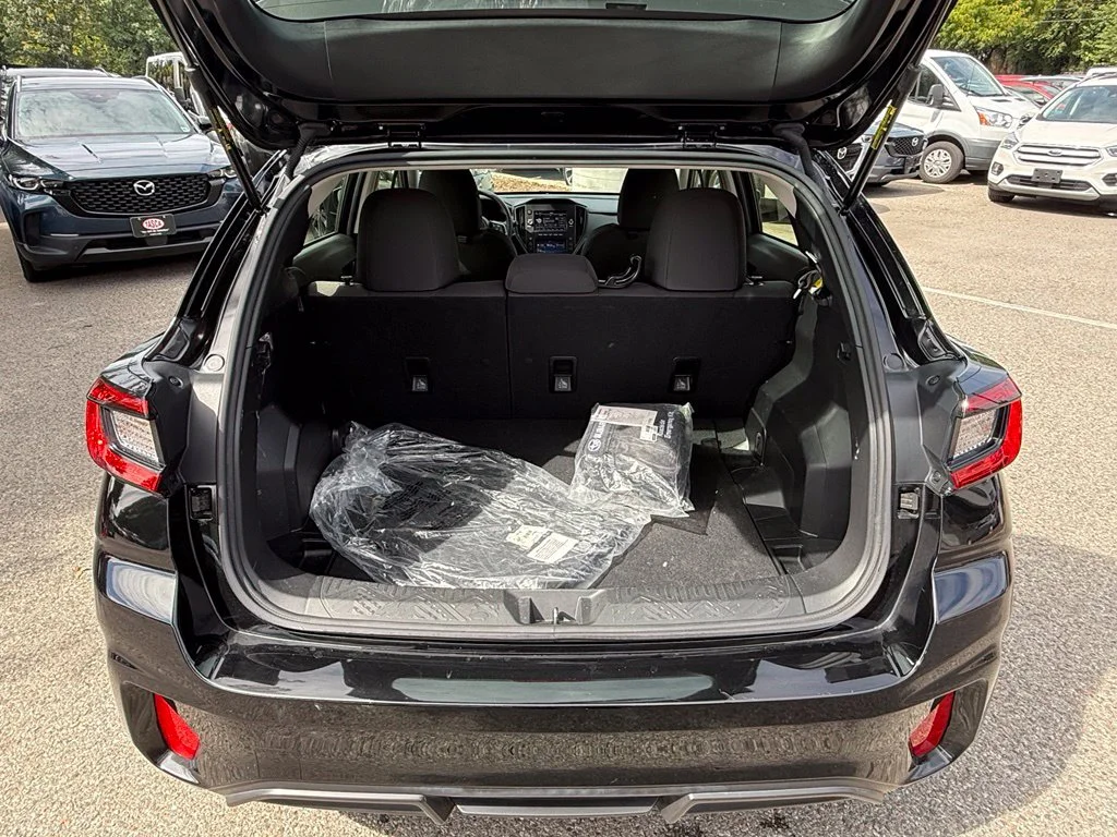 Used 2024 Crystal Black Silica Subaru Base image 24
