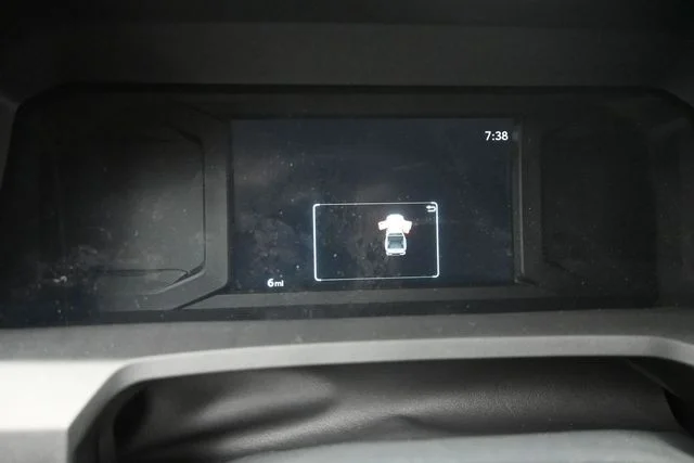 2026 Toyota Tacoma SR5 - Photo 9