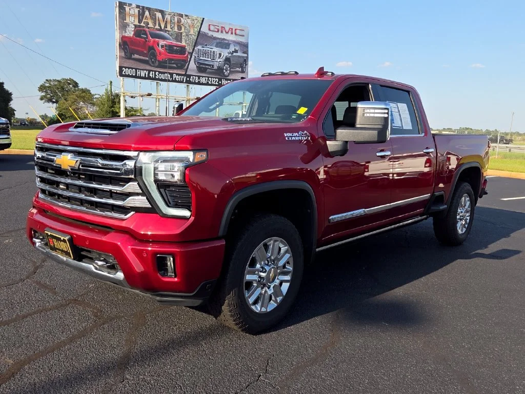 Used 2025 Radiant Red Tintcoat Chevrolet High Country image 3
