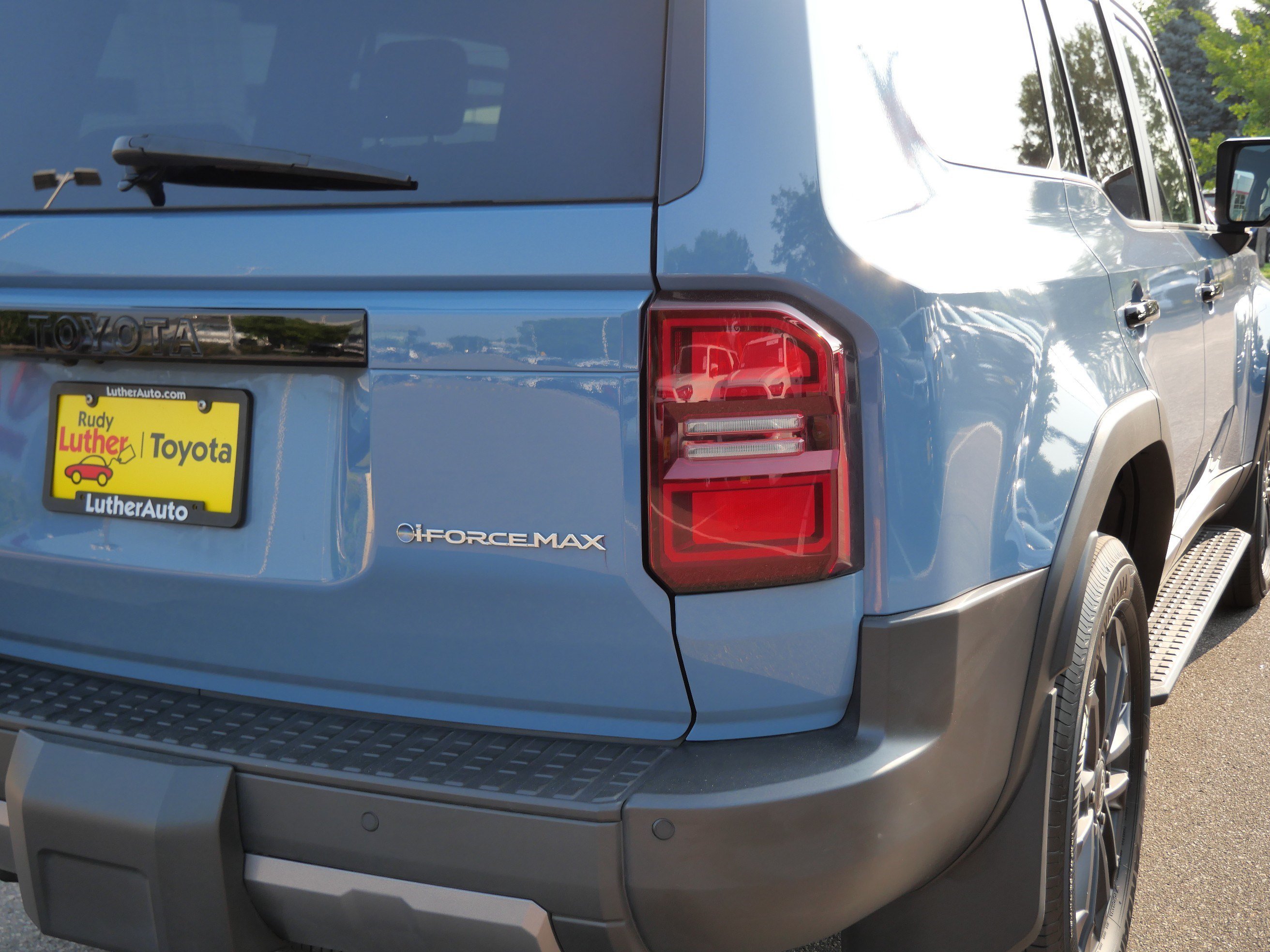 Certified Used 2025 Heritage Blue/Gray Scape Toyota  image 18
