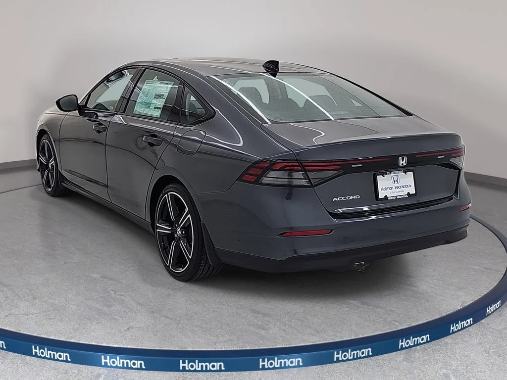 New 2026 Meteorite Gray Metallic Honda SE image 8