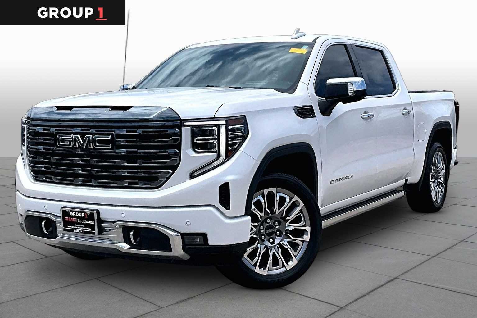 2023 GMC Sierra 4WD Crew Cab Short Box Denali Ultimate's photo