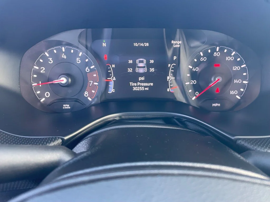 Used 2026 White Jeep Latitude image 11