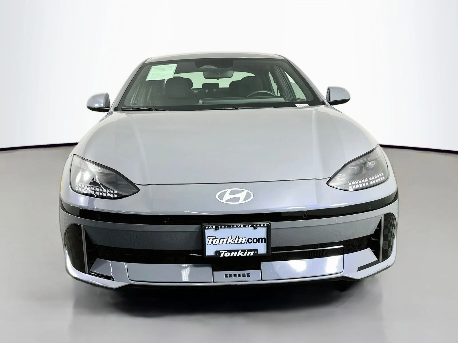 Used 2024 Hyundai IONIQ 6 SE with VIN KMHM24AA0RA074080 for sale in Portland, OR
