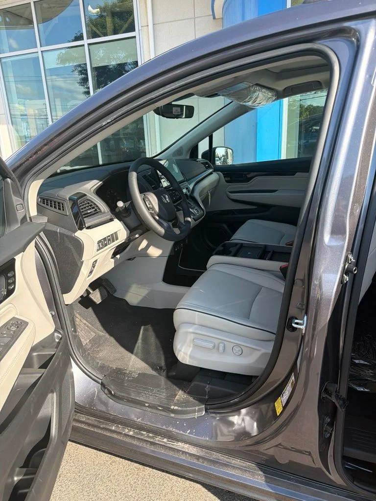 New 2026 Gray Honda Touring image 13