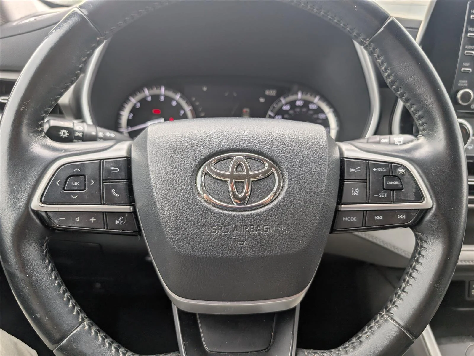 Used 2022 Blueprint Toyota XLE image 26