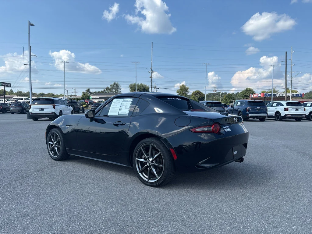 Used 2018 Black Mazda Grand Touring image 3
