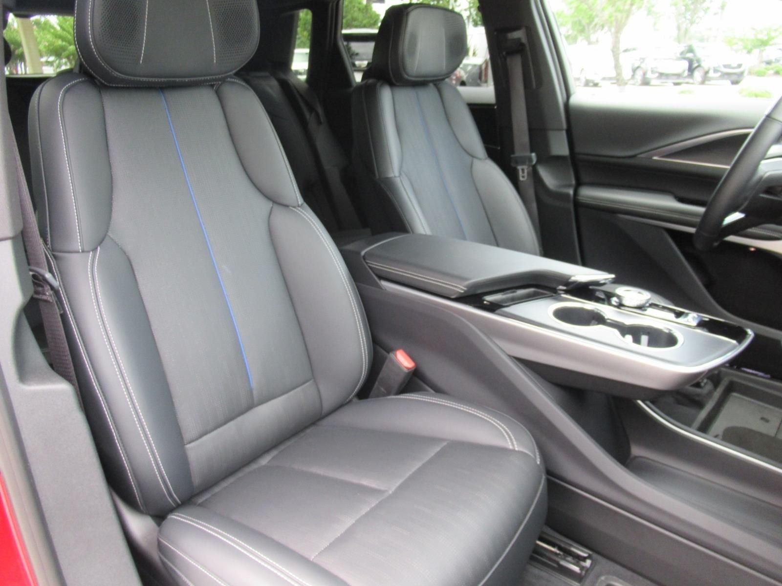 Used 2025 Red Cadillac Luxury image 10