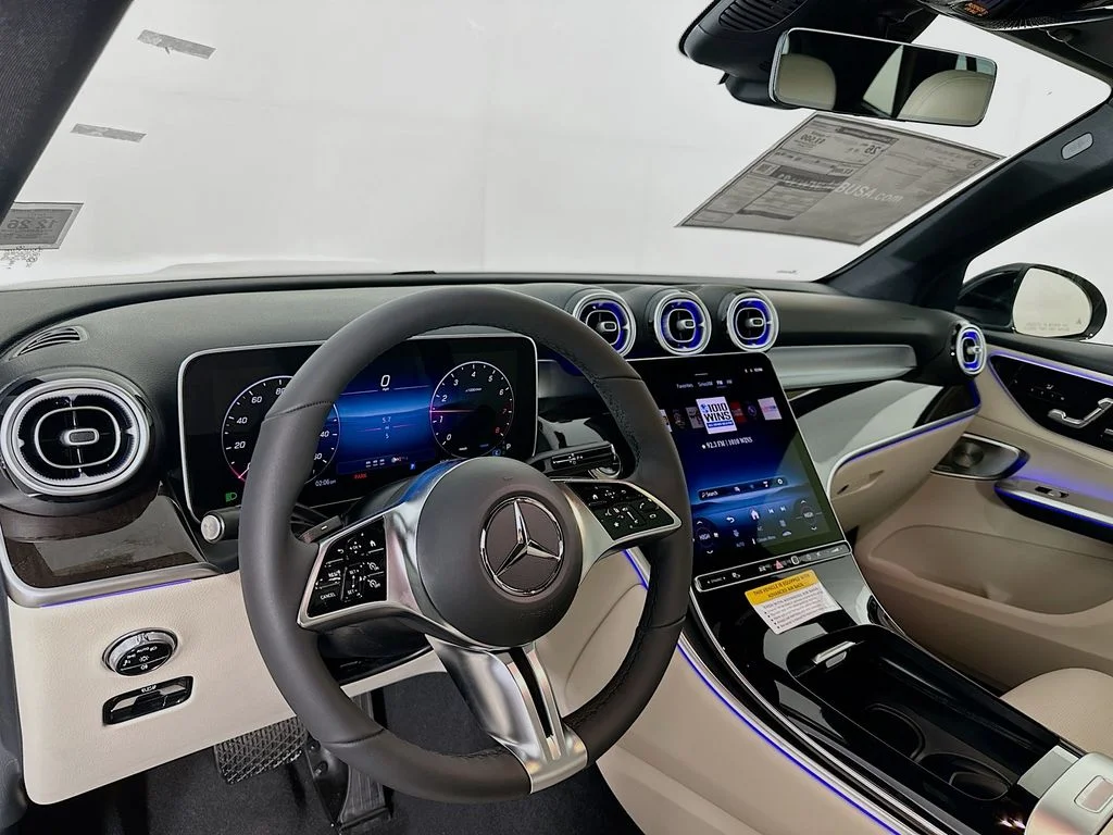 Used 2026 Black Mercedes-Benz GLC 300 image 8