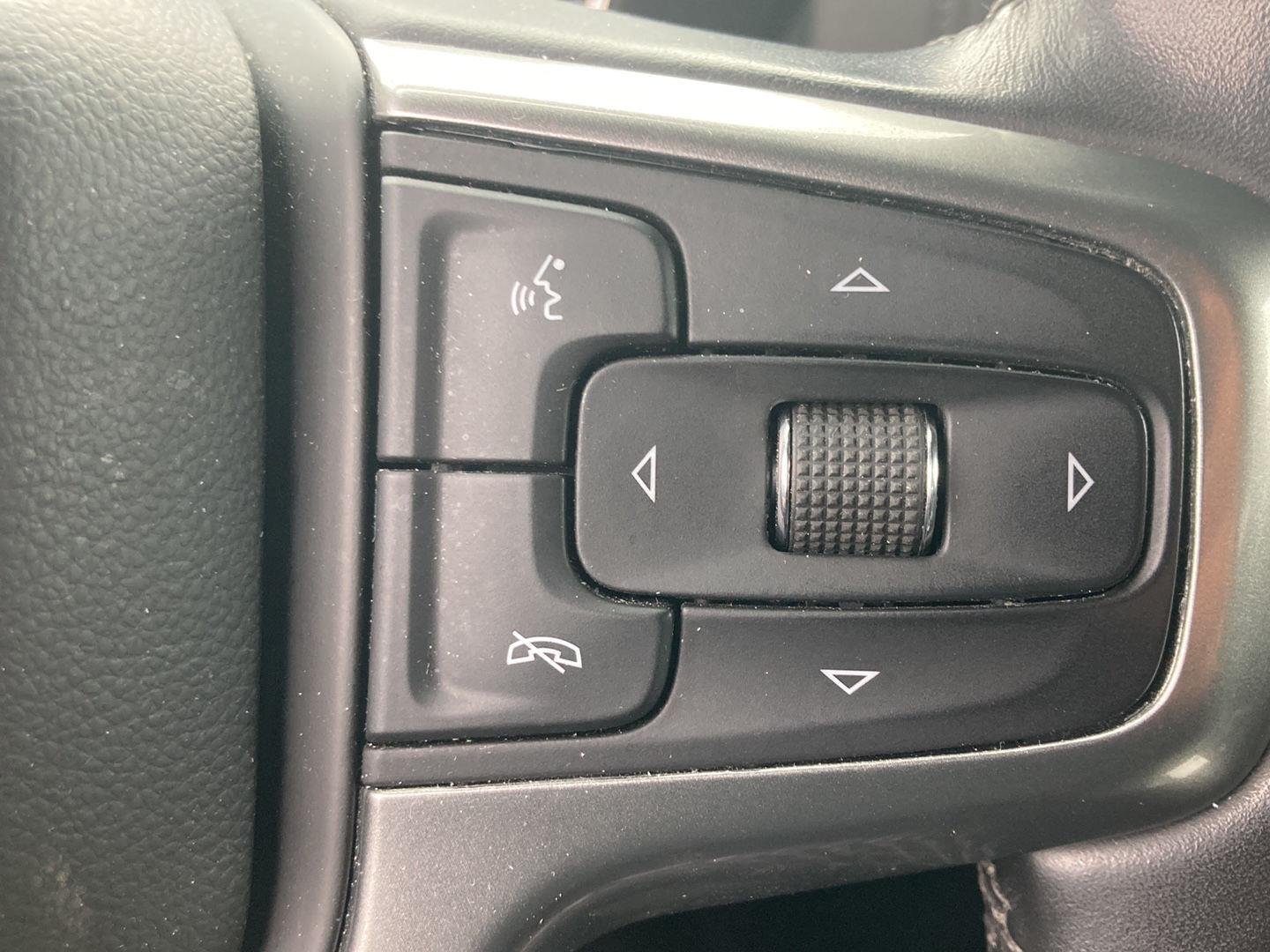 Used 2020 Silver Ice Metallic Chevrolet LT image 18