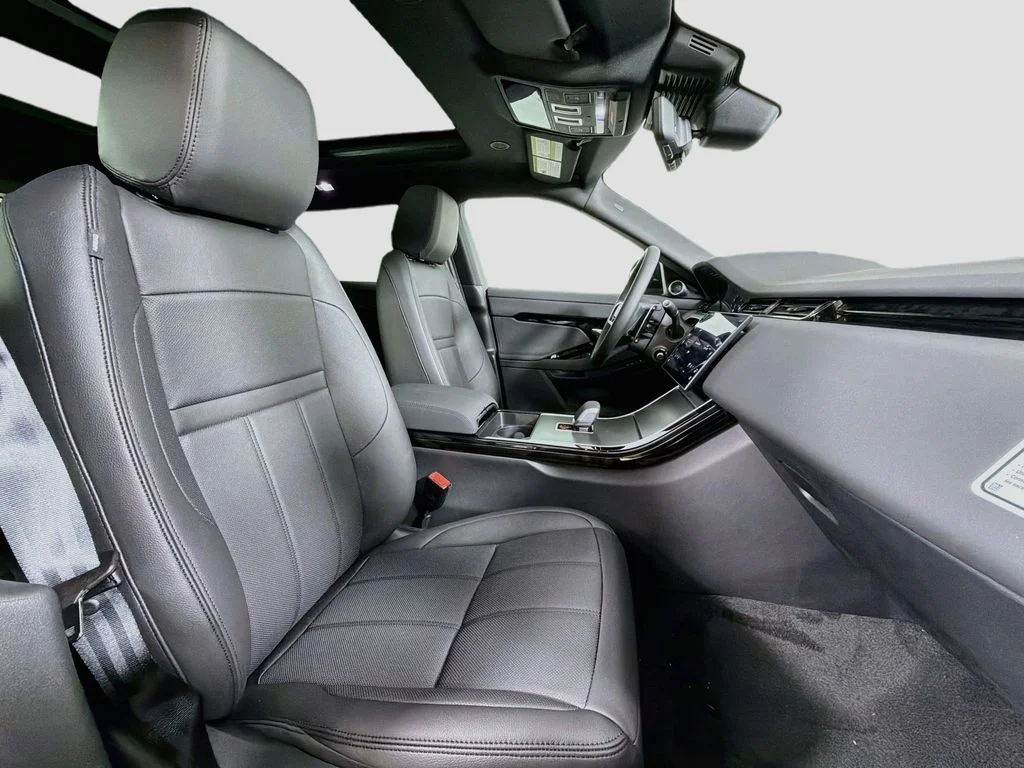 New 2026 Santorini Black Land Rover S image 29